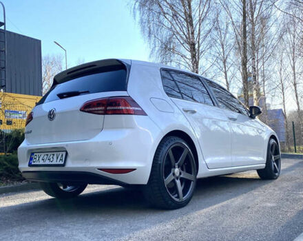 Белый Фольксваген e-Golf, объемом двигателя 0 л и пробегом 118 тыс. км за 9999 $, фото 15 на Automoto.ua
