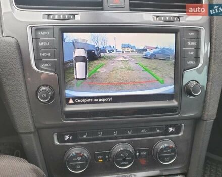 Белый Фольксваген e-Golf, объемом двигателя 0 л и пробегом 150 тыс. км за 9300 $, фото 6 на Automoto.ua