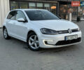 Білий Фольксваген e-Golf, об'ємом двигуна 0 л та пробігом 123 тис. км за 9300 $, фото 15 на Automoto.ua
