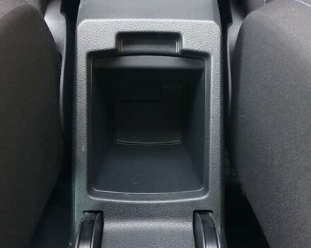 Белый Фольксваген e-Golf, объемом двигателя 0 л и пробегом 130 тыс. км за 8999 $, фото 90 на Automoto.ua