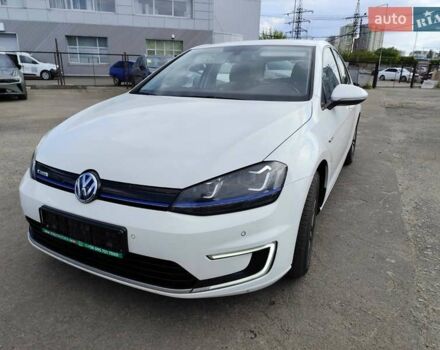 Білий Фольксваген e-Golf, об'ємом двигуна 0 л та пробігом 104 тис. км за 9199 $, фото 1 на Automoto.ua