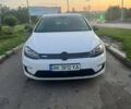 Белый Фольксваген e-Golf, объемом двигателя 0 л и пробегом 198 тыс. км за 8500 $, фото 1 на Automoto.ua