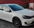 Білий Фольксваген e-Golf, об'ємом двигуна 0 л та пробігом 150 тис. км за 9800 $, фото 1 на Automoto.ua