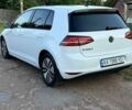 Белый Фольксваген e-Golf, объемом двигателя 0 л и пробегом 82 тыс. км за 10300 $, фото 3 на Automoto.ua