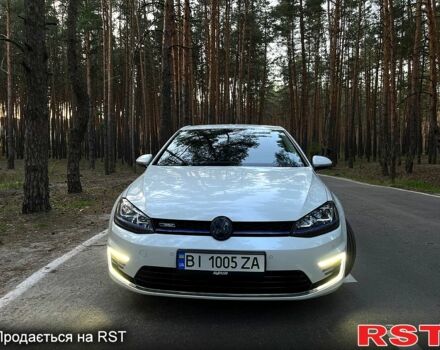 Білий Фольксваген e-Golf, об'ємом двигуна 0 л та пробігом 86 тис. км за 12000 $, фото 1 на Automoto.ua