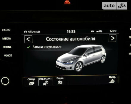 Белый Фольксваген e-Golf, объемом двигателя 0 л и пробегом 106 тыс. км за 11200 $, фото 59 на Automoto.ua