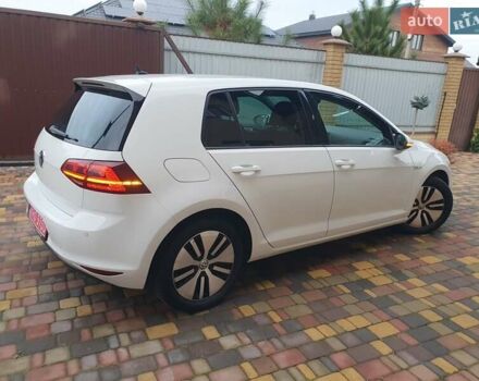 Белый Фольксваген e-Golf, объемом двигателя 0 л и пробегом 130 тыс. км за 8999 $, фото 21 на Automoto.ua