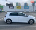 Белый Фольксваген e-Golf, объемом двигателя 0 л и пробегом 112 тыс. км за 10999 $, фото 5 на Automoto.ua