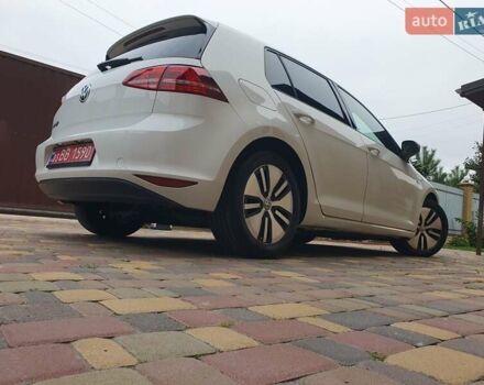 Белый Фольксваген e-Golf, объемом двигателя 0 л и пробегом 128 тыс. км за 8999 $, фото 23 на Automoto.ua