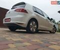 Белый Фольксваген e-Golf, объемом двигателя 0 л и пробегом 128 тыс. км за 8999 $, фото 23 на Automoto.ua
