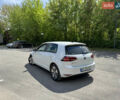 Белый Фольксваген e-Golf, объемом двигателя 0 л и пробегом 95 тыс. км за 8900 $, фото 4 на Automoto.ua