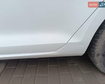 Белый Фольксваген e-Golf, объемом двигателя 0 л и пробегом 118 тыс. км за 11200 $, фото 17 на Automoto.ua