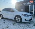 Белый Фольксваген e-Golf, объемом двигателя 0 л и пробегом 143 тыс. км за 9700 $, фото 5 на Automoto.ua