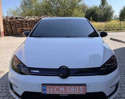 Белый Фольксваген e-Golf, объемом двигателя 0 л и пробегом 102 тыс. км за 9900 $, фото 4 на Automoto.ua