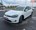 Белый Фольксваген e-Golf, объемом двигателя 0 л и пробегом 221 тыс. км за 8200 $, фото 8 на Automoto.ua