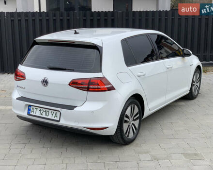 Белый Фольксваген e-Golf, объемом двигателя 0 л и пробегом 142 тыс. км за 8100 $, фото 53 на Automoto.ua