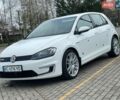 Білий Фольксваген e-Golf, об'ємом двигуна 0 л та пробігом 110 тис. км за 8499 $, фото 3 на Automoto.ua