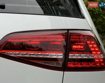 Белый Фольксваген e-Golf, объемом двигателя 0 л и пробегом 142 тыс. км за 7950 $, фото 25 на Automoto.ua