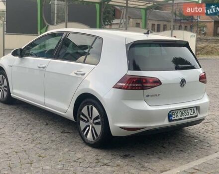 Білий Фольксваген e-Golf, об'ємом двигуна 0 л та пробігом 141 тис. км за 10500 $, фото 3 на Automoto.ua