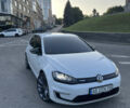 Белый Фольксваген e-Golf, объемом двигателя 0 л и пробегом 118 тыс. км за 11600 $, фото 1 на Automoto.ua