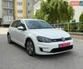 Белый Фольксваген e-Golf, объемом двигателя 0 л и пробегом 179 тыс. км за 7999 $, фото 1 на Automoto.ua