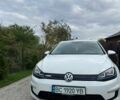 Білий Фольксваген e-Golf, об'ємом двигуна 0 л та пробігом 88 тис. км за 10000 $, фото 5 на Automoto.ua