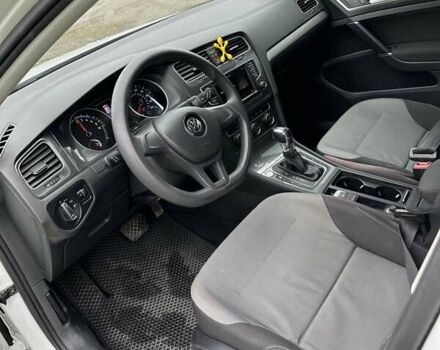 Белый Фольксваген e-Golf, объемом двигателя 0 л и пробегом 68 тыс. км за 8900 $, фото 14 на Automoto.ua