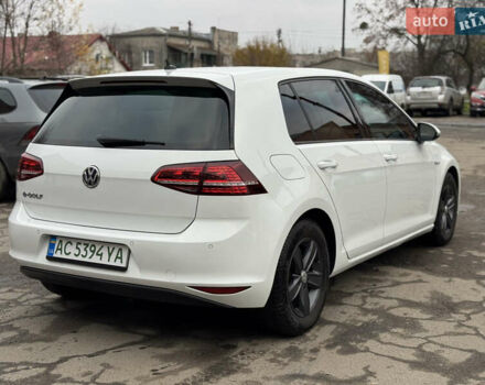 Білий Фольксваген e-Golf, об'ємом двигуна 0 л та пробігом 90 тис. км за 7900 $, фото 6 на Automoto.ua