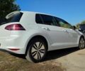 Белый Фольксваген e-Golf, объемом двигателя 0 л и пробегом 158 тыс. км за 9750 $, фото 20 на Automoto.ua