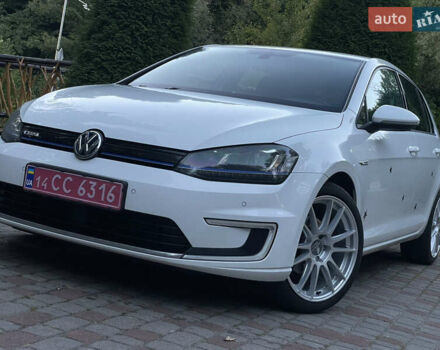 Белый Фольксваген e-Golf, объемом двигателя 0 л и пробегом 109 тыс. км за 8500 $, фото 24 на Automoto.ua