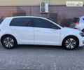 Белый Фольксваген e-Golf, объемом двигателя 0 л и пробегом 102 тыс. км за 9900 $, фото 17 на Automoto.ua