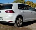 Белый Фольксваген e-Golf, объемом двигателя 0 л и пробегом 158 тыс. км за 9750 $, фото 14 на Automoto.ua