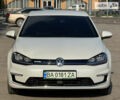 Белый Фольксваген e-Golf, объемом двигателя 0 л и пробегом 106 тыс. км за 11200 $, фото 1 на Automoto.ua