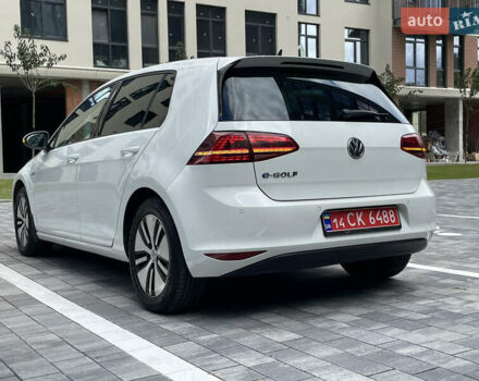 Белый Фольксваген e-Golf, объемом двигателя 0 л и пробегом 91 тыс. км за 8545 $, фото 13 на Automoto.ua