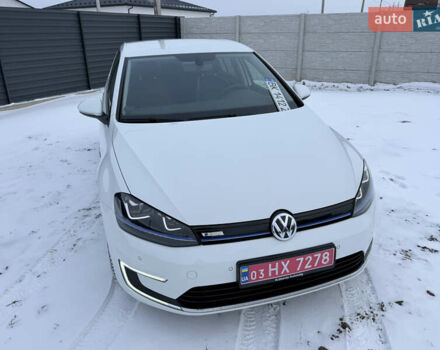 Білий Фольксваген e-Golf, об'ємом двигуна 0 л та пробігом 110 тис. км за 7750 $, фото 4 на Automoto.ua