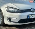 Белый Фольксваген e-Golf, объемом двигателя 0 л и пробегом 110 тыс. км за 8499 $, фото 12 на Automoto.ua