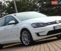 Белый Фольксваген e-Golf, объемом двигателя 0 л и пробегом 110 тыс. км за 8399 $, фото 6 на Automoto.ua