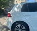 Білий Фольксваген e-Golf, об'ємом двигуна 0 л та пробігом 120 тис. км за 9000 $, фото 15 на Automoto.ua