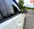 Белый Фольксваген e-Golf, объемом двигателя 0 л и пробегом 107 тыс. км за 10000 $, фото 2 на Automoto.ua