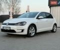 Белый Фольксваген e-Golf, объемом двигателя 0 л и пробегом 123 тыс. км за 9500 $, фото 2 на Automoto.ua