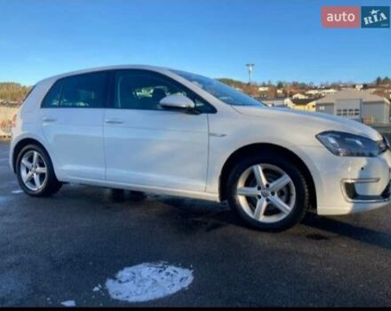 Белый Фольксваген e-Golf, объемом двигателя 0 л и пробегом 135 тыс. км за 7500 $, фото 6 на Automoto.ua