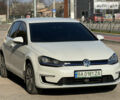 Білий Фольксваген e-Golf, об'ємом двигуна 0 л та пробігом 106 тис. км за 12300 $, фото 27 на Automoto.ua