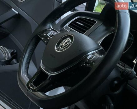 Белый Фольксваген e-Golf, объемом двигателя 0 л и пробегом 109 тыс. км за 8500 $, фото 44 на Automoto.ua