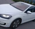 Белый Фольксваген e-Golf, объемом двигателя 0 л и пробегом 38 тыс. км за 12000 $, фото 7 на Automoto.ua