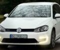 Белый Фольксваген e-Golf, объемом двигателя 1.4 л и пробегом 120 тыс. км за 8950 $, фото 1 на Automoto.ua