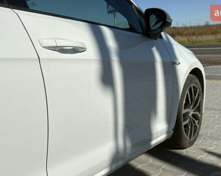 Белый Фольксваген e-Golf, объемом двигателя 0 л и пробегом 124 тыс. км за 8600 $, фото 9 на Automoto.ua