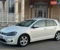 Белый Фольксваген e-Golf, объемом двигателя 0 л и пробегом 101 тыс. км за 9200 $, фото 12 на Automoto.ua