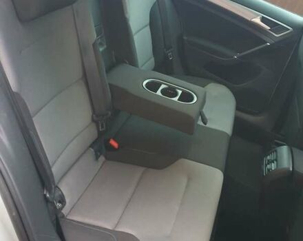 Белый Фольксваген e-Golf, объемом двигателя 0 л и пробегом 130 тыс. км за 8999 $, фото 79 на Automoto.ua