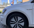 Белый Фольксваген e-Golf, объемом двигателя 0 л и пробегом 102 тыс. км за 9900 $, фото 6 на Automoto.ua