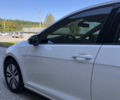 Белый Фольксваген e-Golf, объемом двигателя 0 л и пробегом 102 тыс. км за 9900 $, фото 8 на Automoto.ua